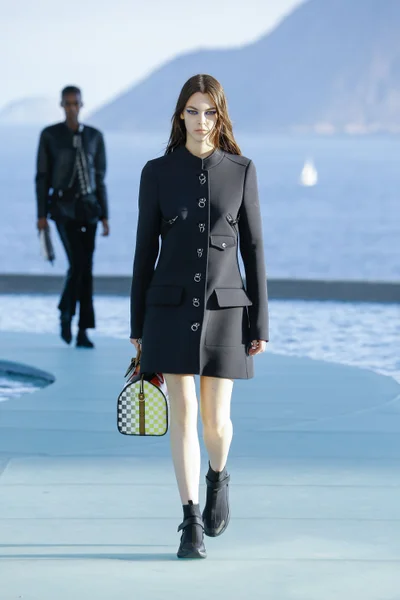 Look 29